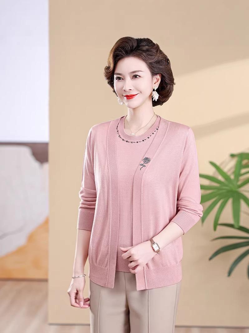 

Autumn New Arrival: Stylish Two-Piece Short Sleeve Cardigan Set for Middle-Aged and Elderly Women L (suggested for 105-120 jin) розовый