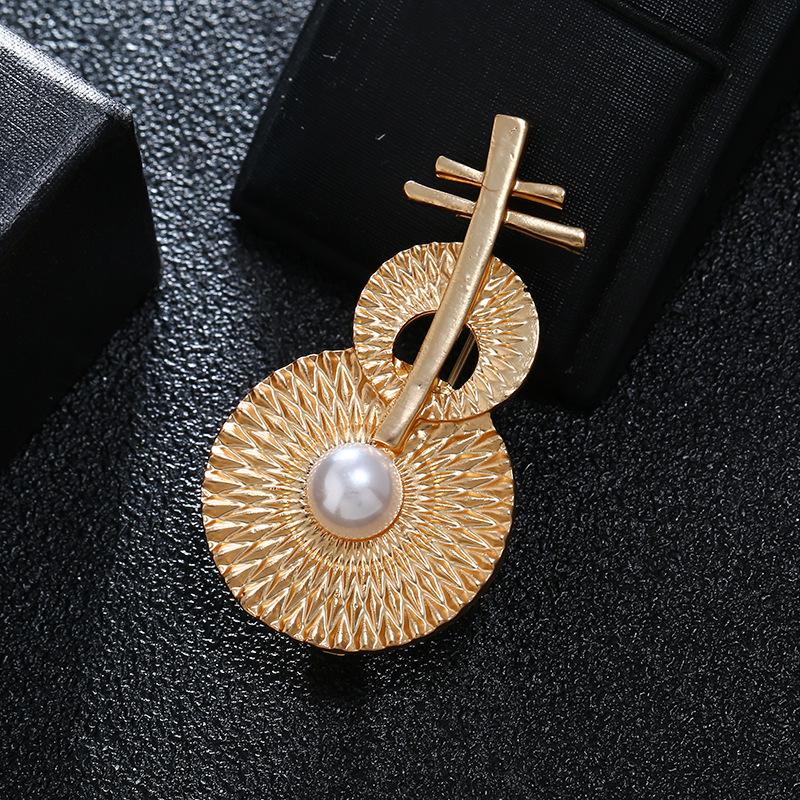 Luxury temperament dumb gold brooch female morrow plant pearl flower pin suit simple brooch with jewelry