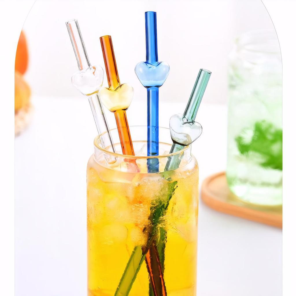 7pcs Heart Shape Reusable Glass Straws, Perfect for Cocktails,Iced Coffee Cold Beverages,Home Drinking Decoration Gift For Girls