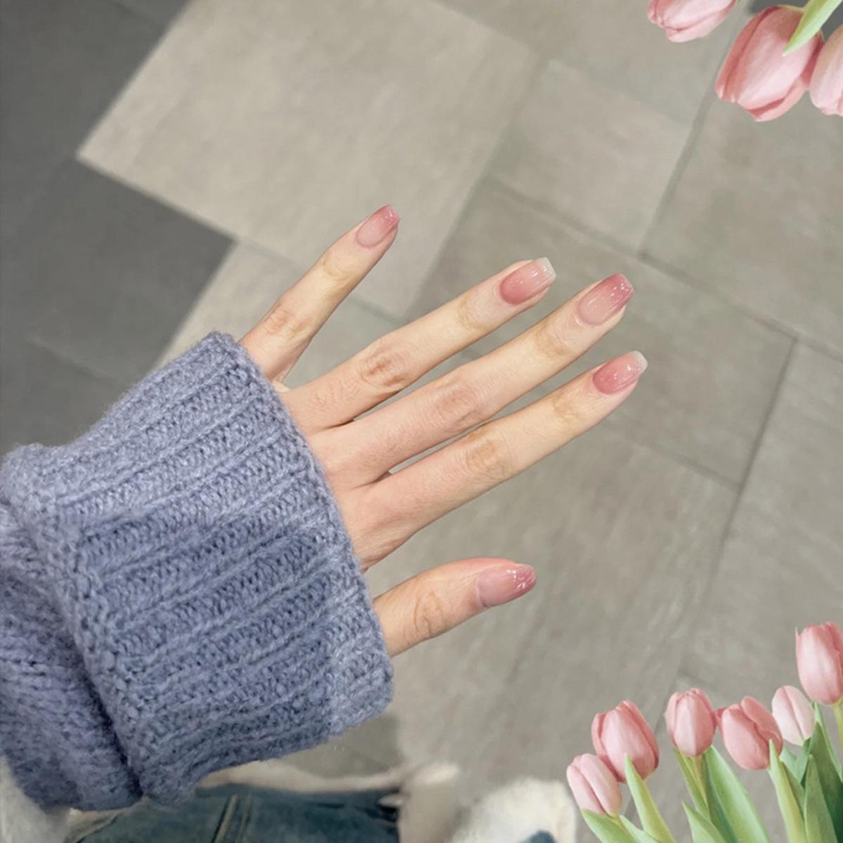 

Xiaohongshu Nude Gradient Removable Wearable False Nail Patches