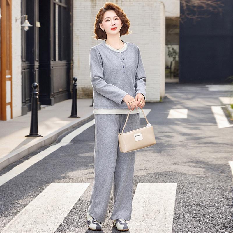 Mom s 2026 Spring Two-Piece Elegant & Chic Casual Sportswear Set 2XL (105-120 jin)