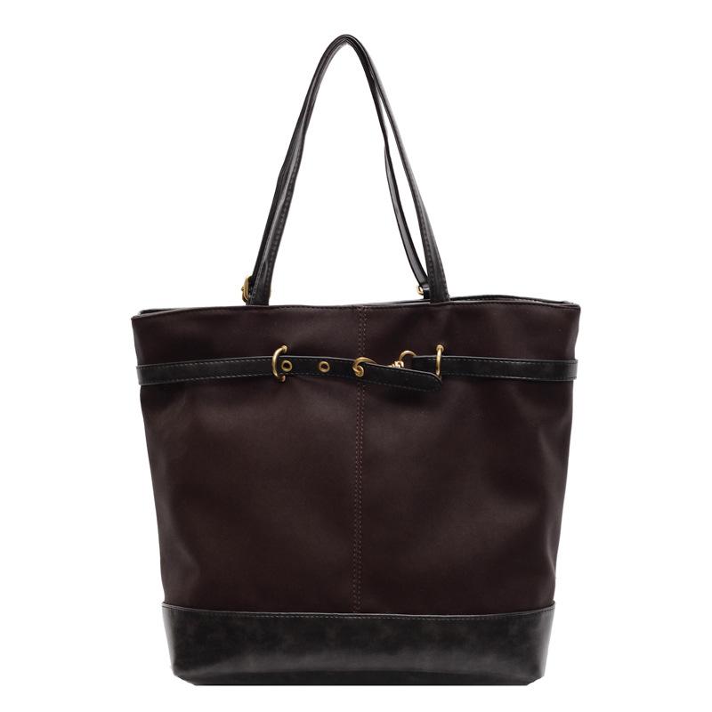 

Fashion texture matte splicing large-capacity bucket bag autumn and winter new retro single shoulder oblique span commuter bag