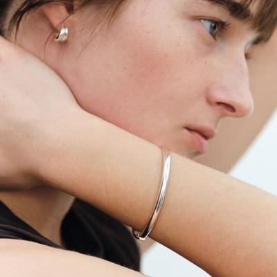 Kolejna warstwa Klasyczna okrągła bransoletka (silver925)