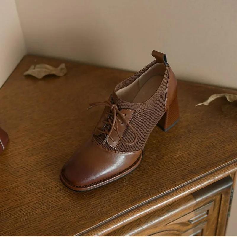 Moda 2025 Nowe Wysokie Obcasy na Grubym Obcasie Damskie Wiosenno-Jesienne Botki Nude Brązowe Dzianinowe Brytyjski Styl Sznurowane Małe Skórzane Buty