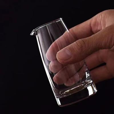 Distributeur de vin 100ml Ménage Restaurant Séparateur d'alcool Pot doseur Vin étranger Vin rouge Spiritueux Verre Tasse Petit récipient