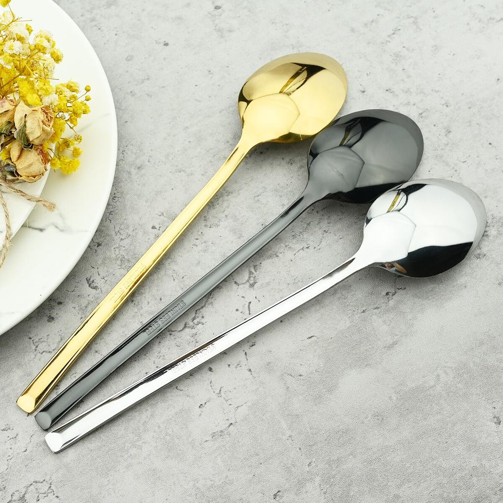 24Pcs Cutlery Set Stainless Steel Dinnerware Knives Fork Spoon Dinner Tableware Party Kitchen Flatware Silverware Set