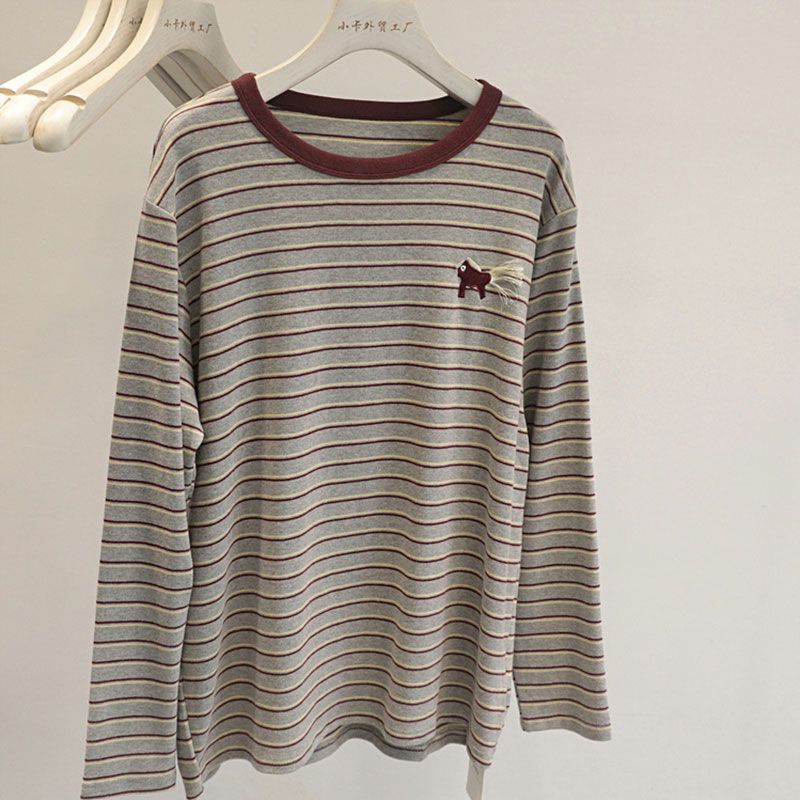 

Осенняя футболка с длинным рукавом женская новая мультяшная вышивка контрастного цвета круглый вырез полосатый топ L серый