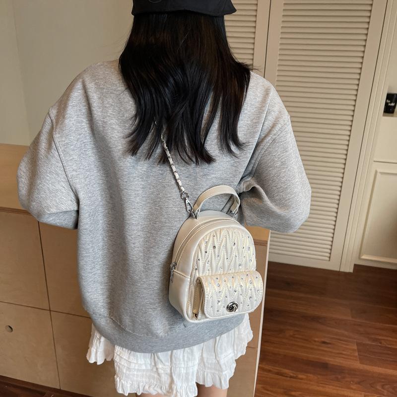 Korean version of niche diamond chain backpack women's 2025 new diamond-encrusted small backpack Xiaoxiangfeng portable shoulder bag