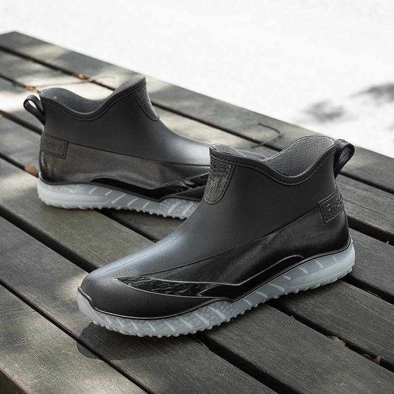 

Женская верхняя одежда, короткие резиновые сапоги, нескользящая водонепроницаемая обувь, студенческие короткие теплые парные резиновые сапоги, мужская мода 44 чёрный