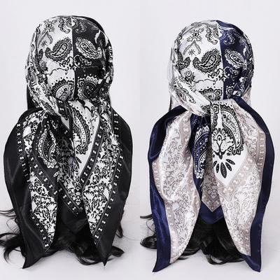 Accessori – Sciarpe e foulard