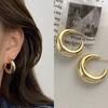 Stylish and Simple C-shaped Stud Earrings for Women's Light Luxury Niche Design Sense Cold Wind Metal Circle Earrings New