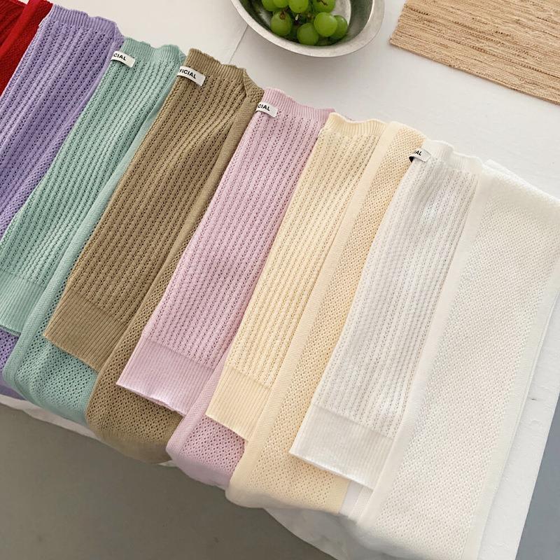 Solid color knitted small shawl fashionable versatile hollow high-end atmosphere white temperament outer small shawl