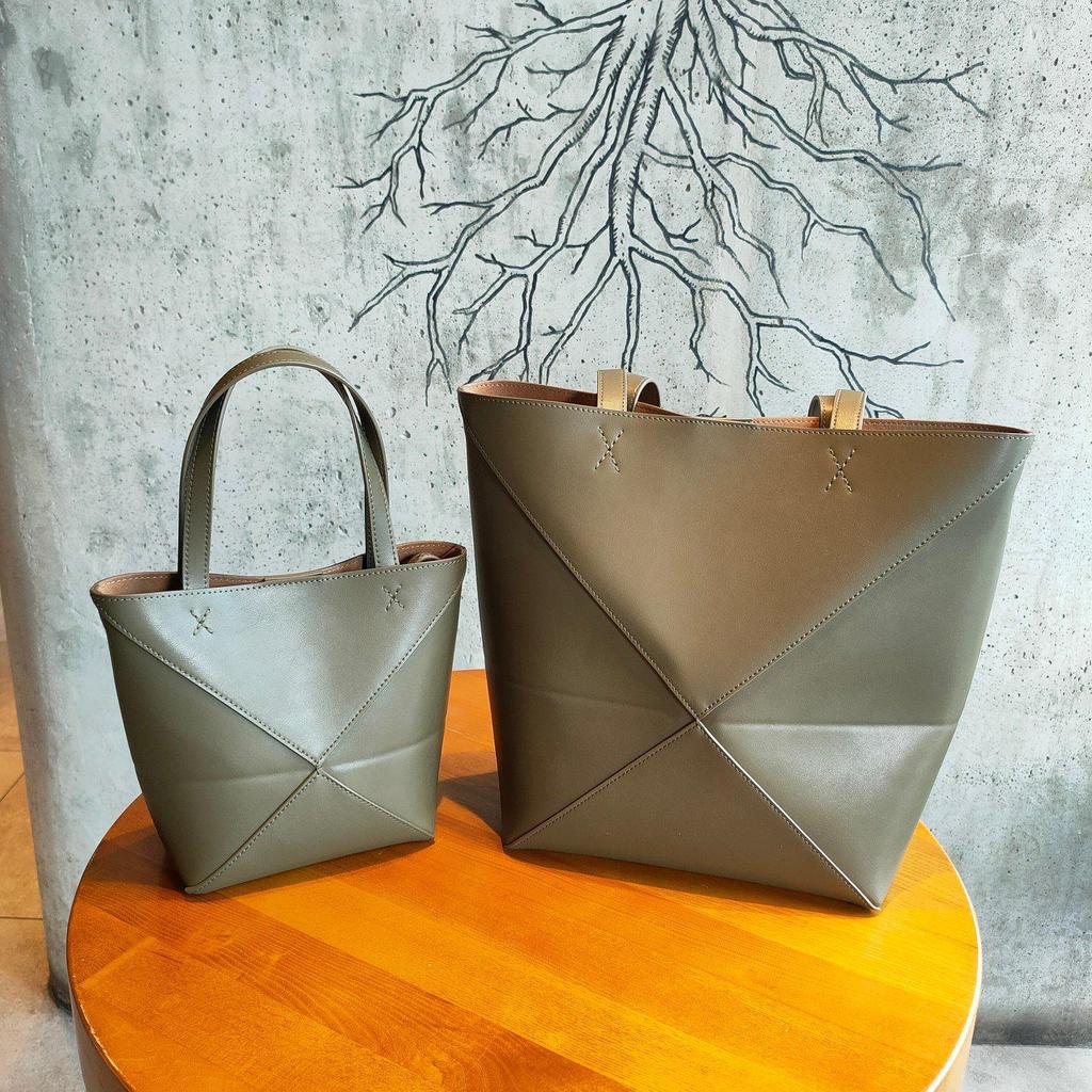 High-Quality Top Layer Cowhide Geometric Folding Tote Bag with Large Capacity