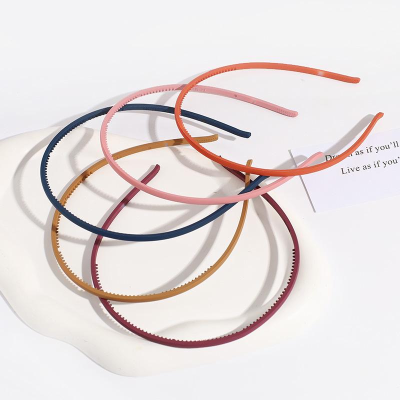 5mm Frosted Plastic Headband for Girls: Creative, Solid Color, Thin Edge with Teeth, Non-Slip, Versatile Hair Accessory