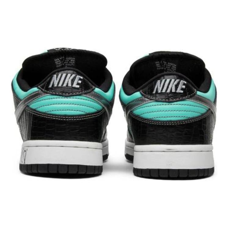 Nike Sb Dunk Low Diamond Supply Co. + Exkluzivní nabídka s Apple Pay! 304292-402