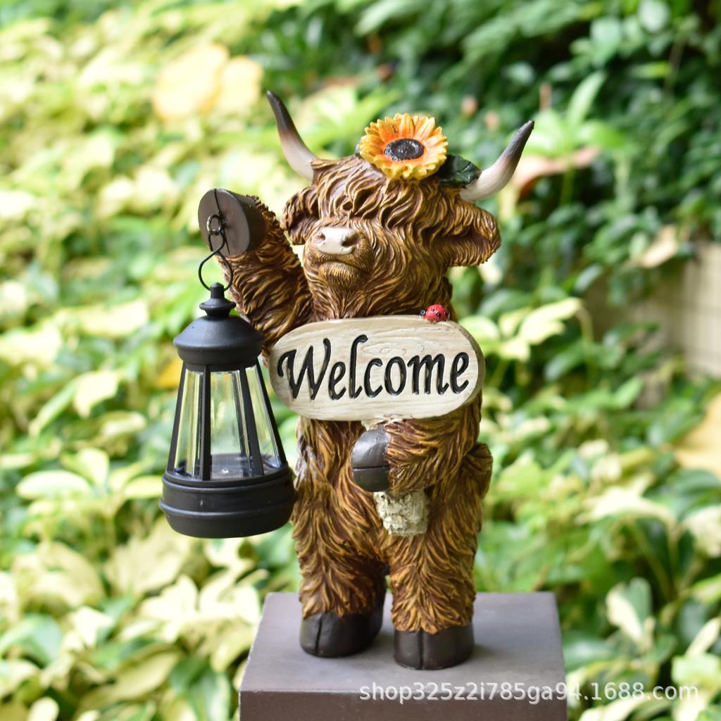 JYL TS/143,Solar Highland Cow Figurine Yak Garden Statue Outdoor Garden Decor Resin Craft