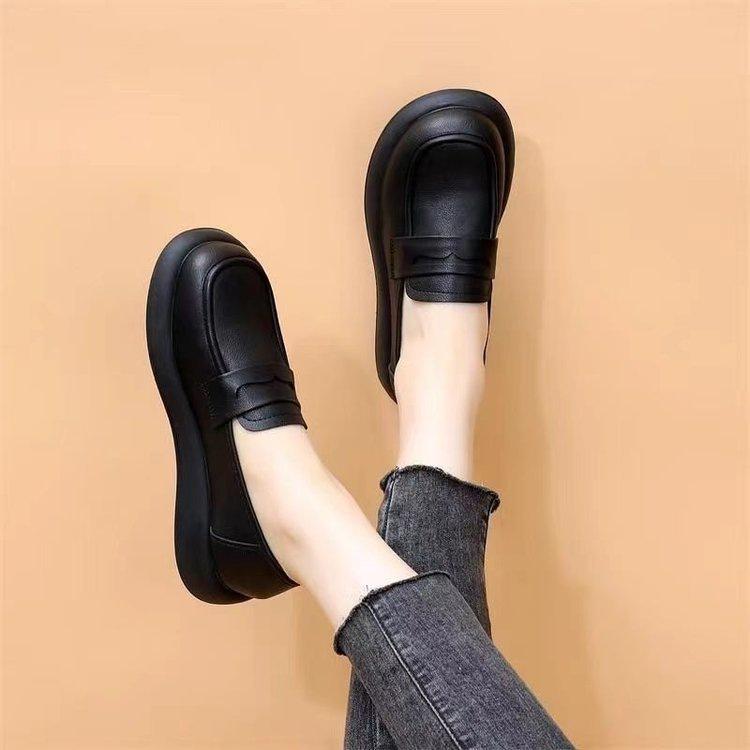 Cabeza redonda otoño nuevo retro fondo plano súper suave simple suela blanda antideslizante pequeños zapatos de cuero