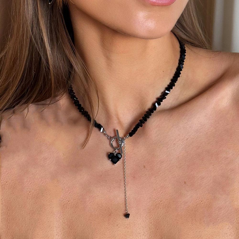 Neue unregelmäßige Choker-Halskette mit Vintage-Quasten und Zirkon-Herz-Anhänger für Damen, weiße Imitation Perlenkette, Valentinstagsgeschenk