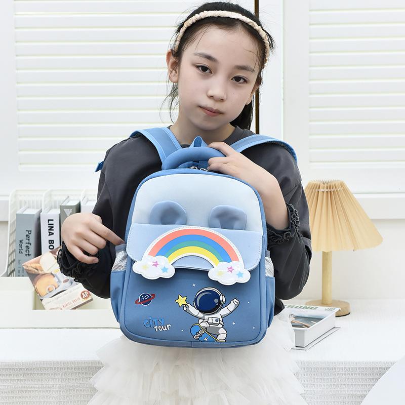 Schoolbag Creative Rainbow Children's Backpack Boys and Girls Travel Lightweight Backpack Soft Moe Kindergarten Elementary School Bag