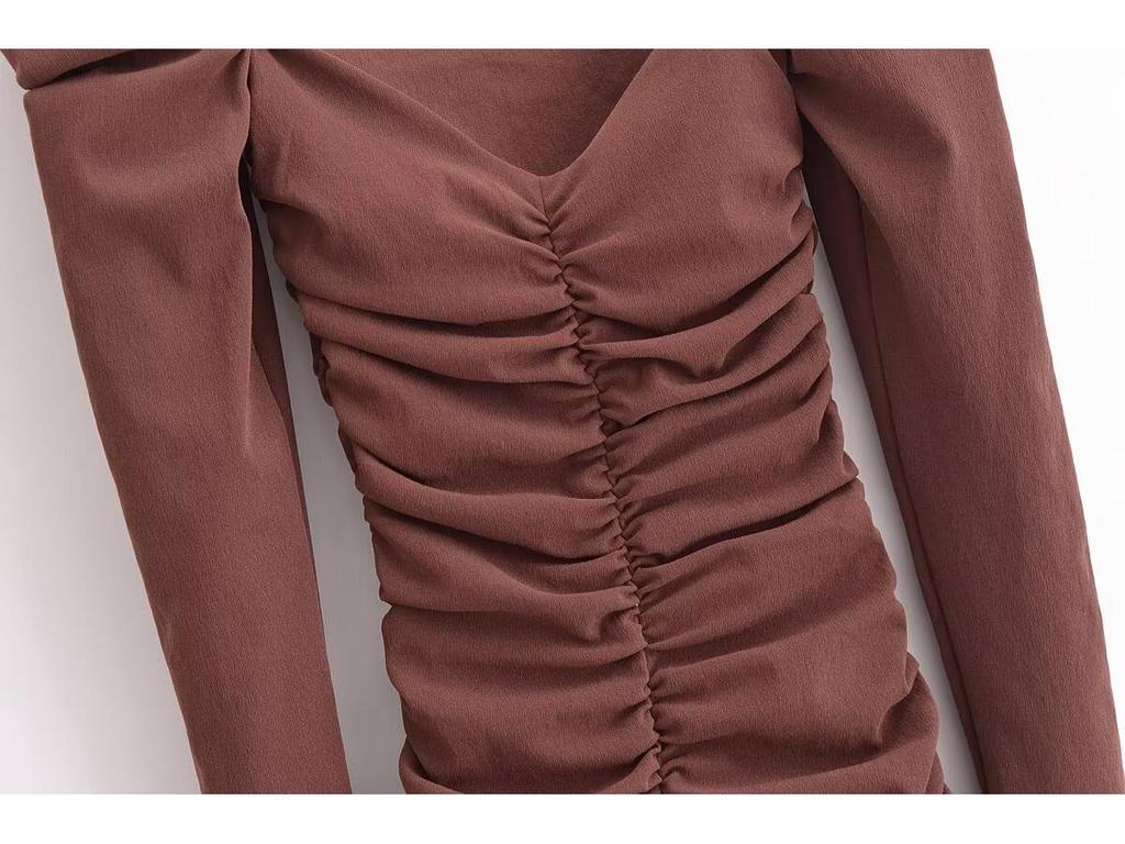 2025 Spring Fashion: Women's European & American Slim Stretch Pleated Dress