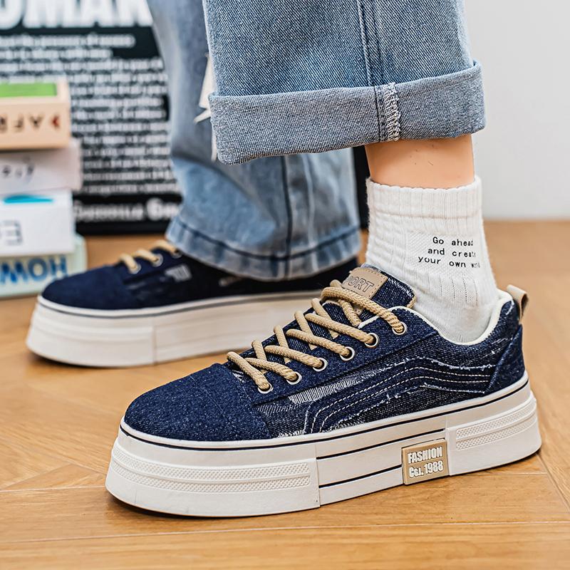Men’s Blue Sports Shoes Casual Canvas Shoes Street Style Sneakers Students Over Sized Black Skateboard Shoes