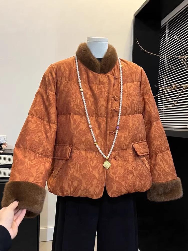 2025 New Style Light Luxury Down Cotton Jacket for Middle-Aged & Elderly Women - Warm, Thickened, Cold-Protective Outerwear