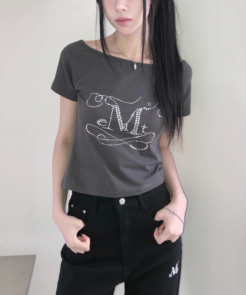 Mucent Glint One Shoulder Cubic Point Asymmetrical Short Sleeve Tee