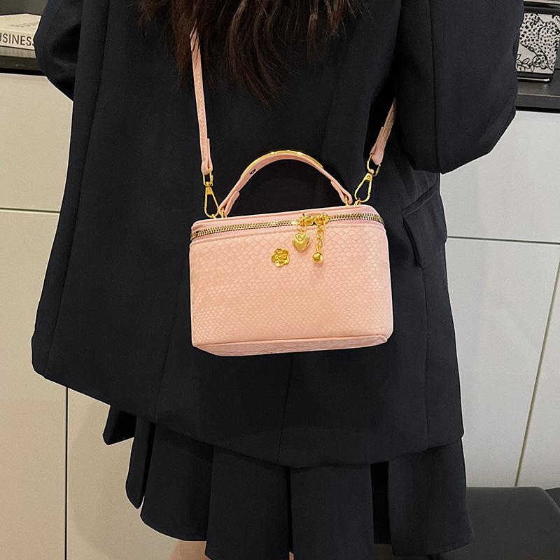 Shoulder bag Small daisy box bag Slack high-intelligence diamond chain Crossbody portable small square bag
