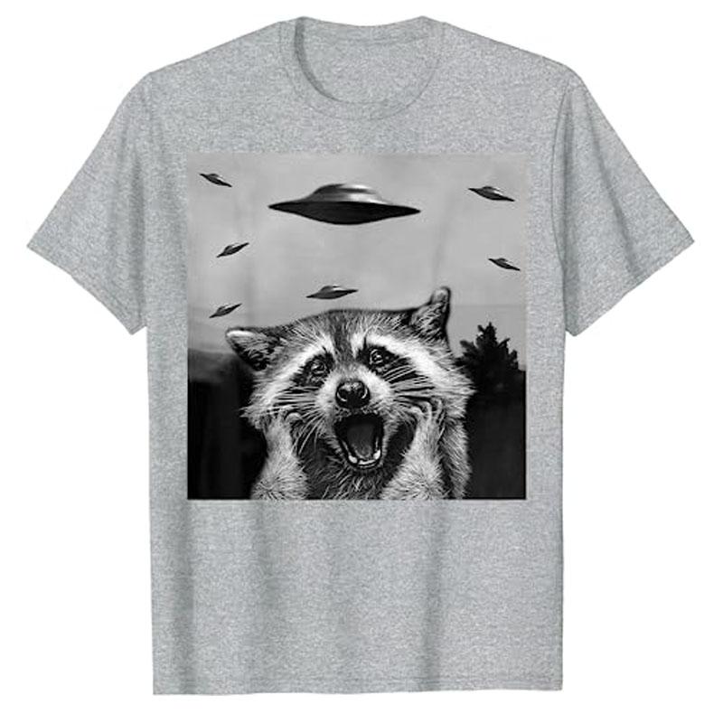 Alien UFO Funny Raccoon Stuffed Animal for Men, Women, Kids T-Shirt Raccoon Lover Graphic Tee Tops Short Sleeve Blouses Gifts