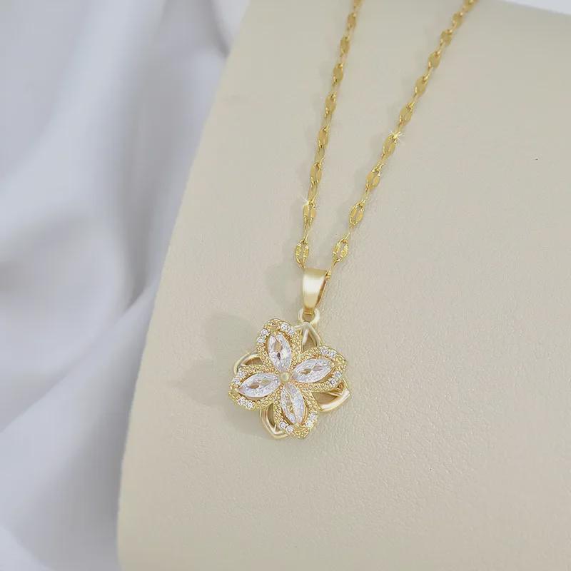 Drehbare Halskette aus Titanstahl mit vierblättrigem Blütenblatt und eingelegtem Zirkonia-Anhänger – frischer und modischer Stil für Damen