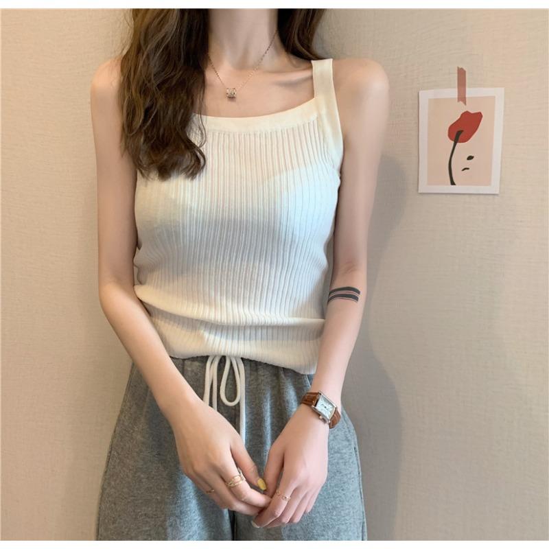 Fat MM Large Size Women's New Korean Version Slimming Short Model Careful Machine with Knitted Small Waistcoat