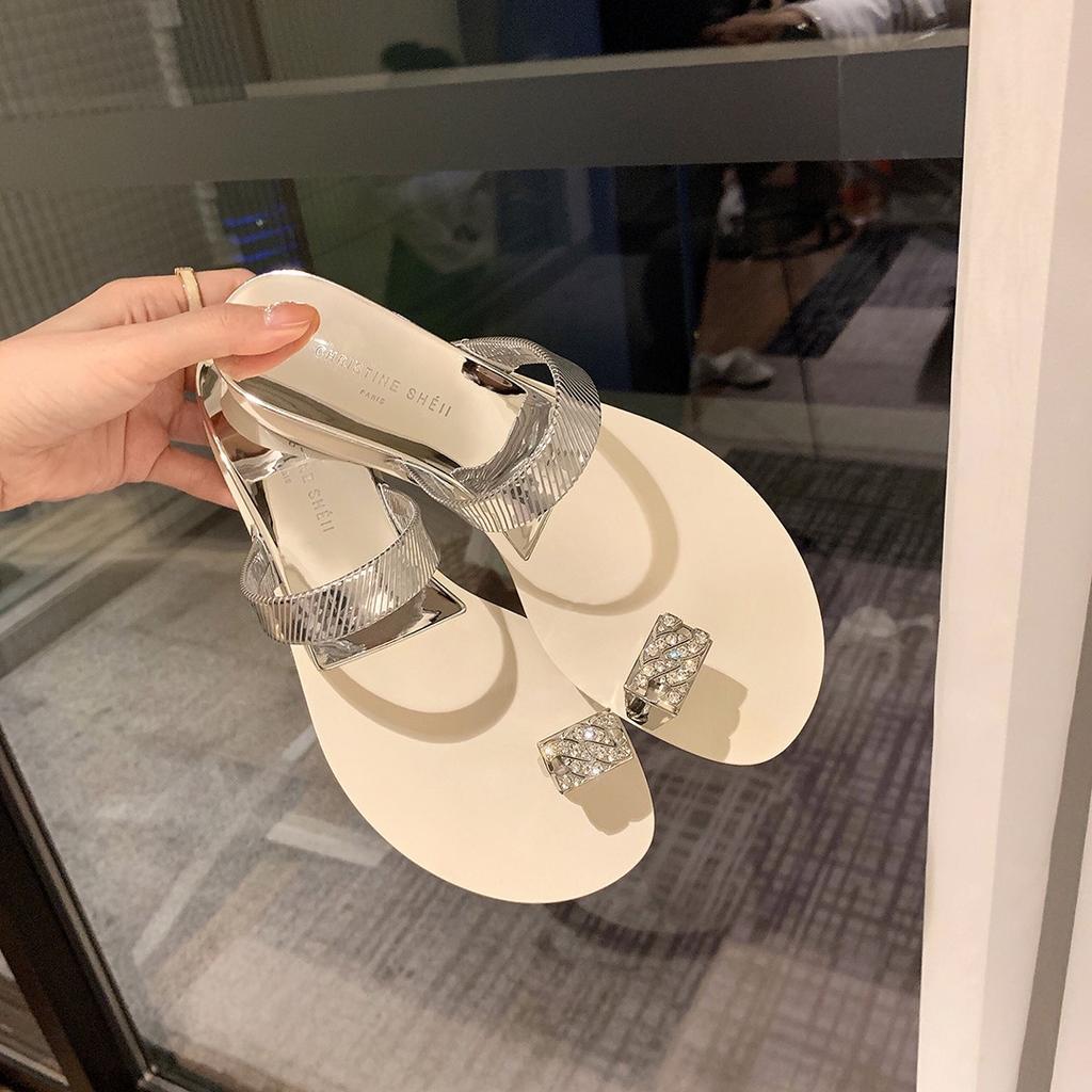Spot Second Hair! Fashion Versatile New Pigeon Egg Second Generation Rhinestone Clip Toe Flat Bottom Slippers Women's Sandals Outside