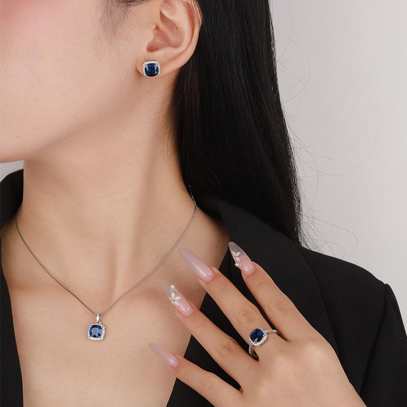 Jewelry Copper Bottom Gold-plated Retro Simulation Blue Spinel Fertilizer Square Simple Wind Set