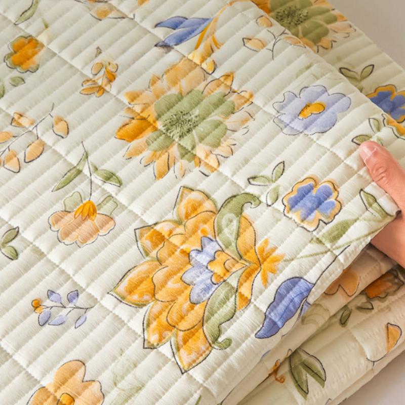 3 Pcs Cotton Home Bed Linen Set Small Floral Non-slip Bed Sheet Thickened Quilted Bedspread Solid Color Bedding Set