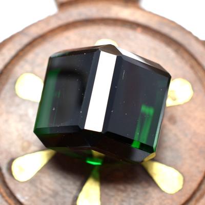 Cube Cut Lab-Created Emerald Green Pendant Size 53 Ct Loose Gemstone CERTIFIED