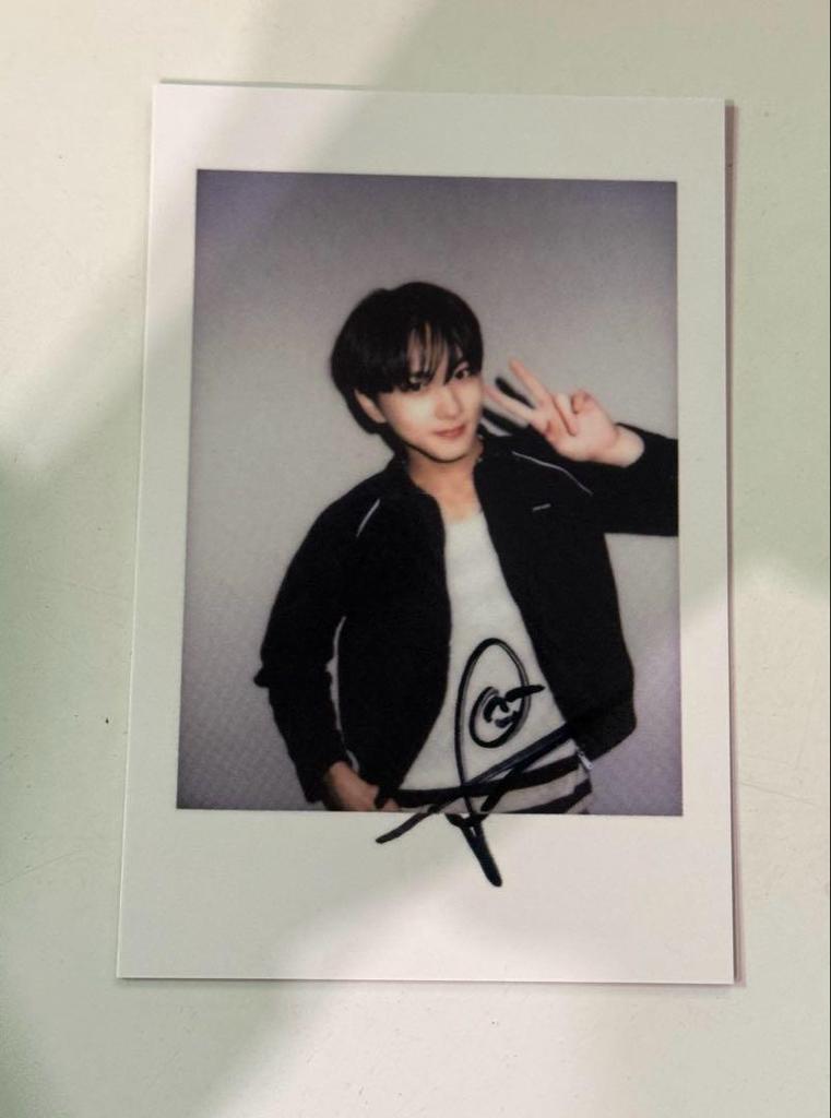 [USED] Enhypen Qingdao YZY autograph session admission bonus Jungwon polaroid trading card