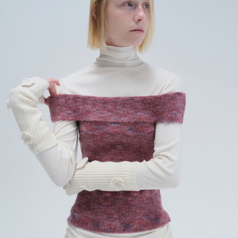 DIAGONAL APPLIQUE HAND WARMER (ivory)