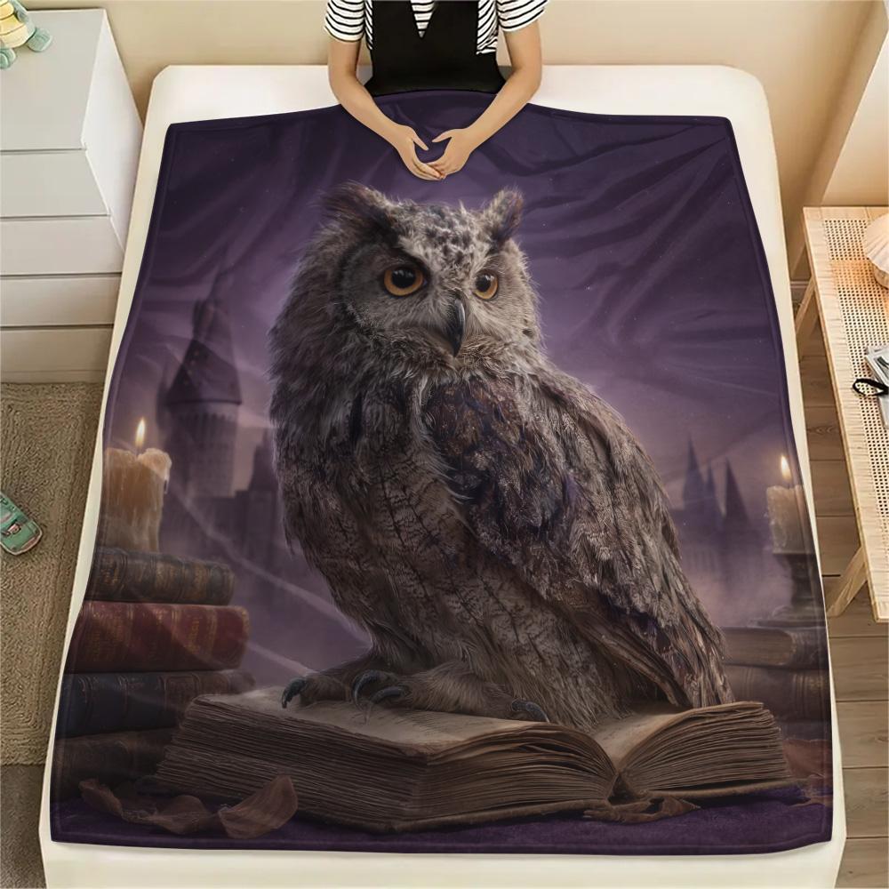 Owls Print Flannel Blanket, High Quality Comfortable for All Seasons, Home Decor, Warmth and Comfort