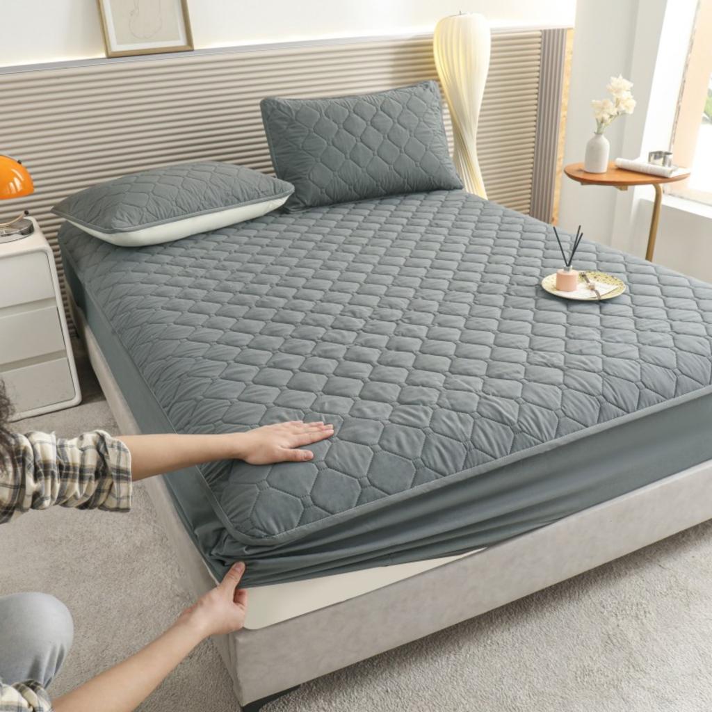 Waterproof Bed Sheet, Urine Isolation Clip Cotton Bed Sheet, Fully Wrapped Non Slip Bed Cover, Simmons Mattress Protective Cover