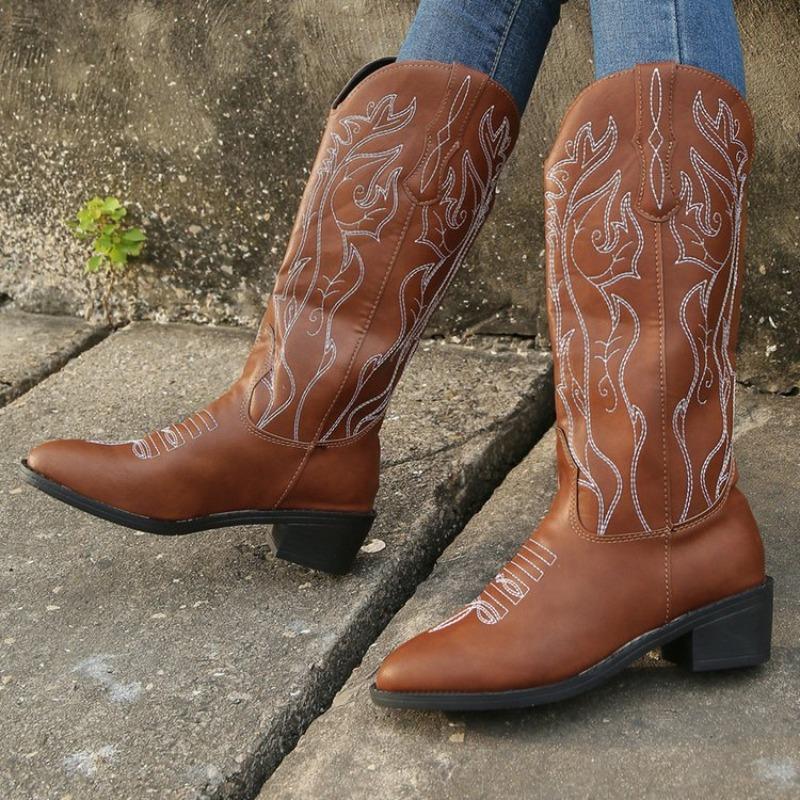 Western cowboy boots, women's high-end embroidery, grassland travel, thick heel, height increasing knight boots