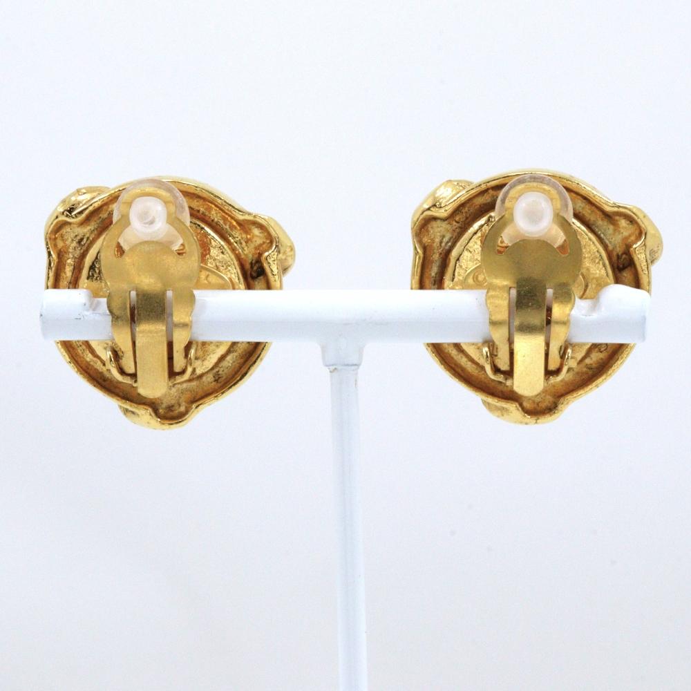 CHANEL Earring vintage Plated Gold/Fake pearl 20.3g Women Used
