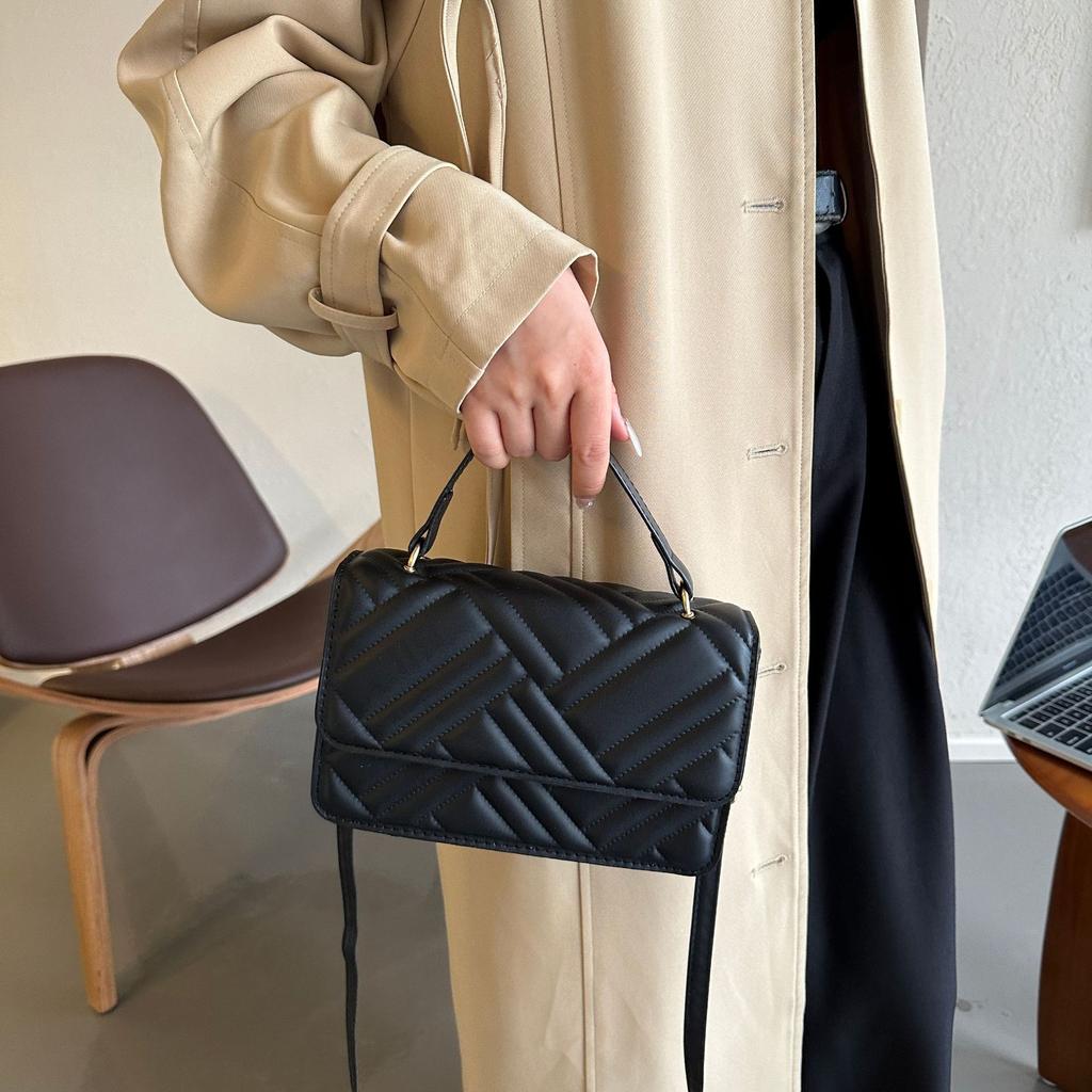 Women'S Bag Small Square Bag Stylish And Simple Shoulder Bag Creative Chain Crossbody Bag Handbag