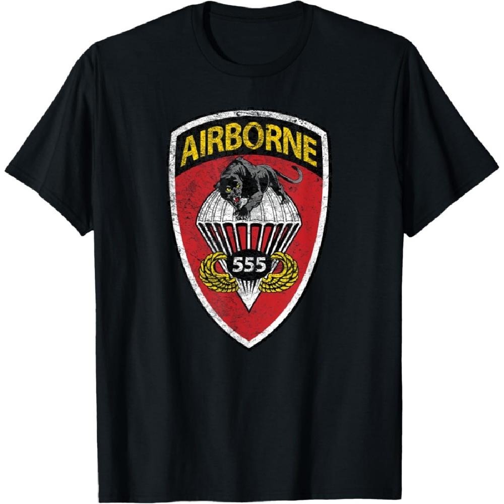 

American Marauder_ 555th Parachute Infantry Insignia T-Shirt S