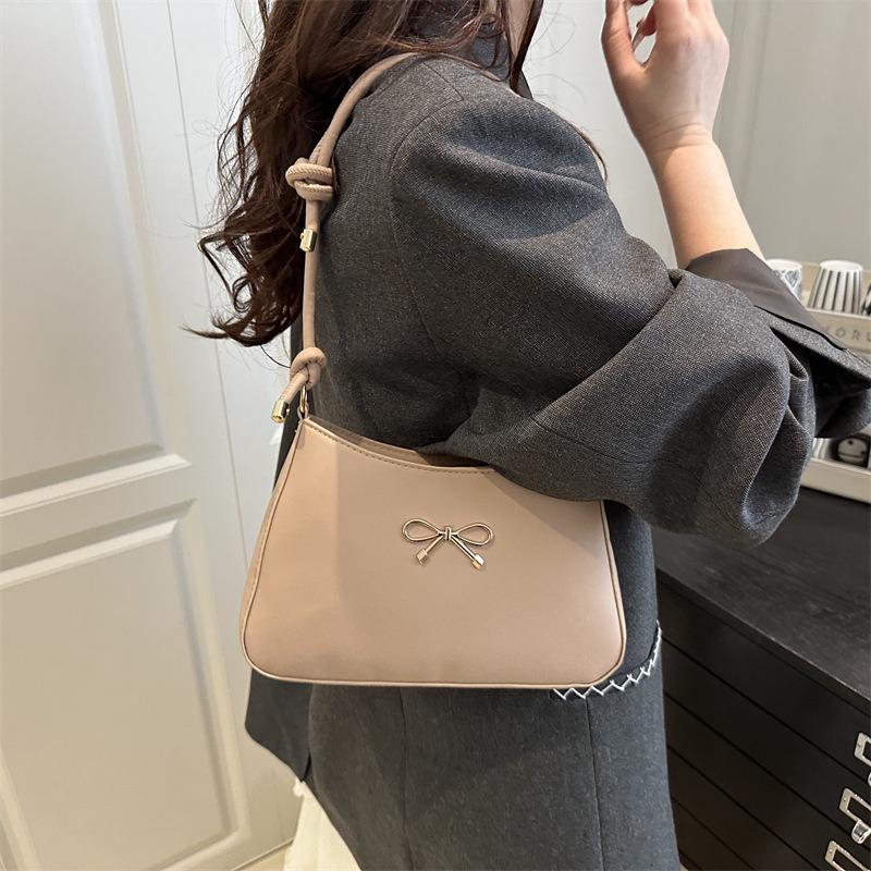 Fashion casual bow shoulder bag spring and summer new texture messenger bag simple underarm bag