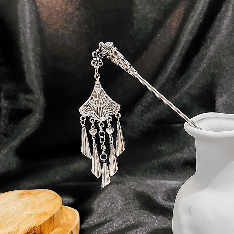 New Chinese Style National Tide Hairpin Minority Wind Hanfu Court Shaking Turquoise Hollow Flowers Tassel Hairpin