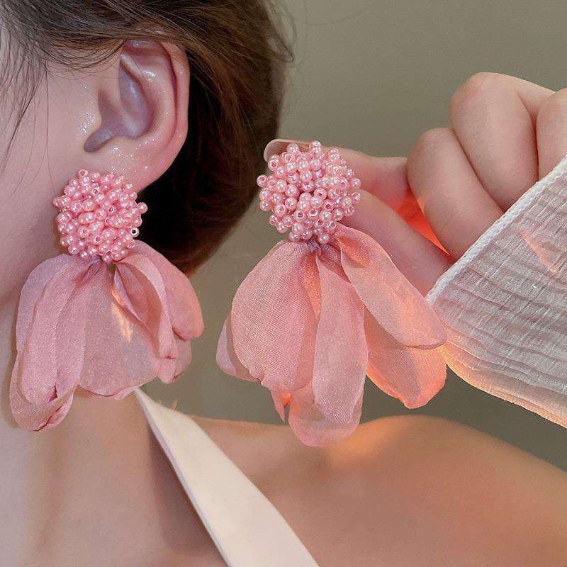 Silver Needle Pink Chiffon Flower Fringed Stud Earrings Small Fresh and Sweet Vacation Style Earrings Light Luxury High-end Earrings Women