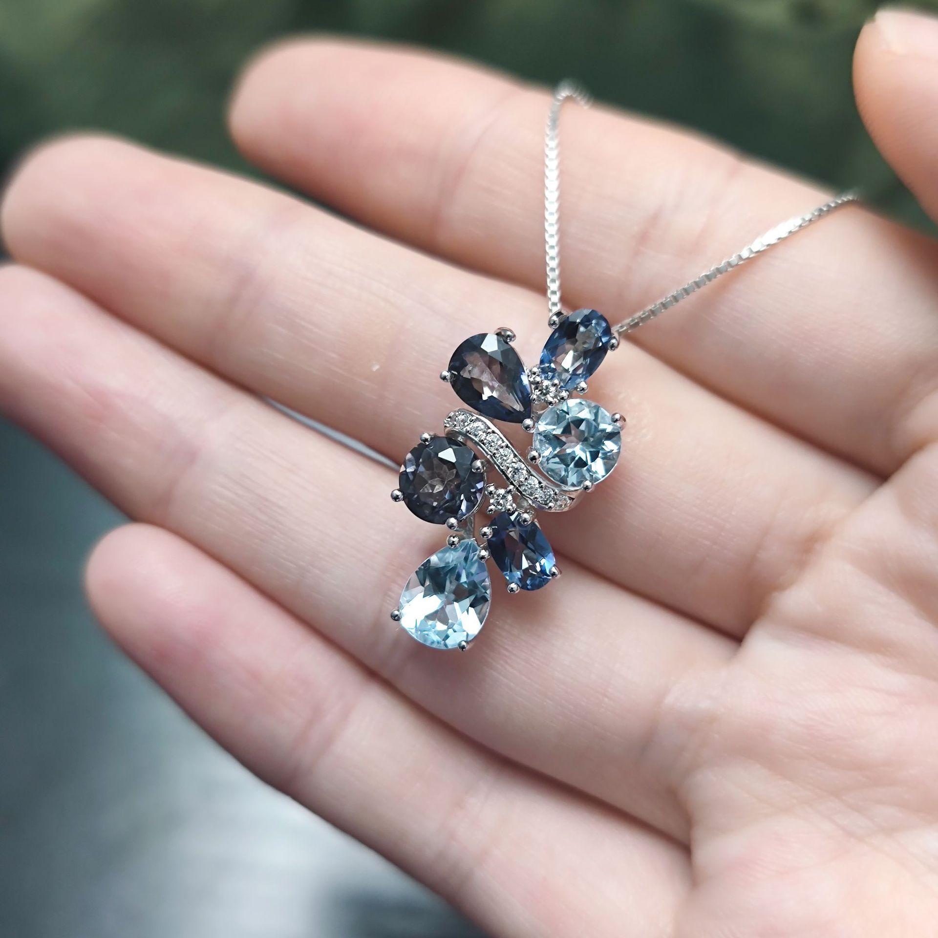 

Light Luxury Gemstone Necklace Pendant, Female Personality Design Sense S925 Silver Inlaid Colored Crystal Pendant 925 sterling silver