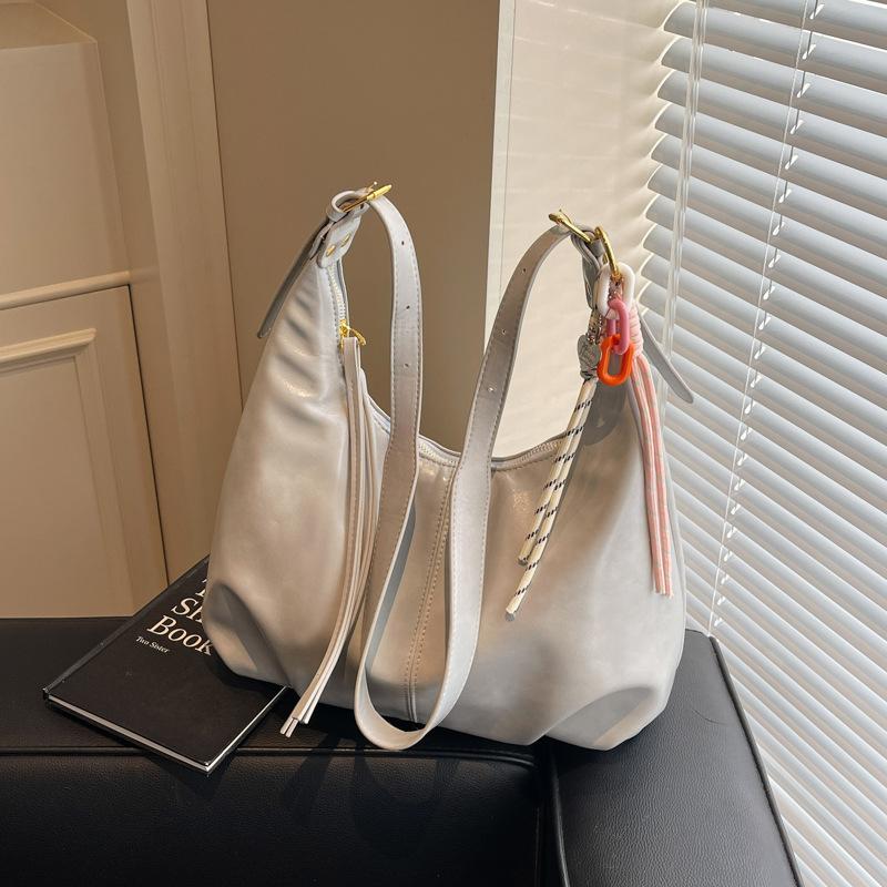 Casual large-capacity bag women's new spring and summer versatile messenger bag college student tote bag