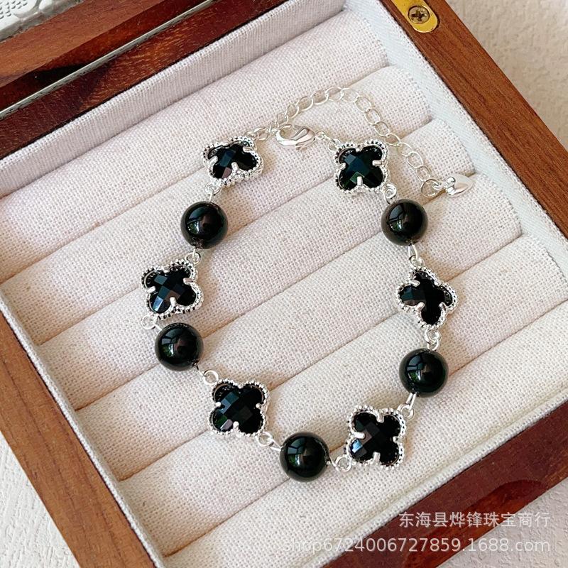 Spring and summer lucky grass beaded bracelet light luxury high-end bracelet sweet