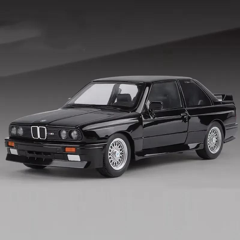 1:24 LADA 2106 M3 Model Toys Diecast Alloy Car 6 Doors Opened Sound Light Pull Back Rubber Tires Miniature Vehices Collect Gifts